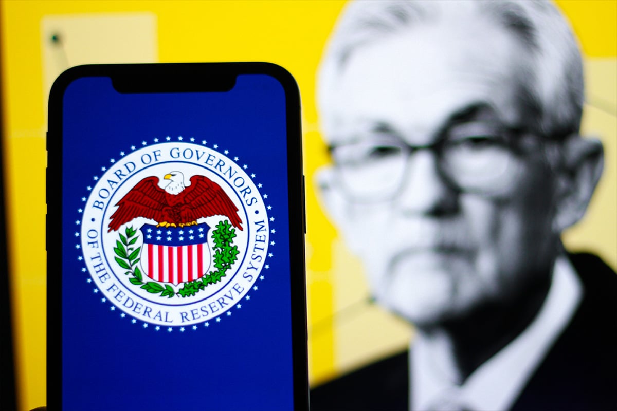 Trump Renews Fed Criticism, Calls Powell a ‘Fool’ Over Rate Hold