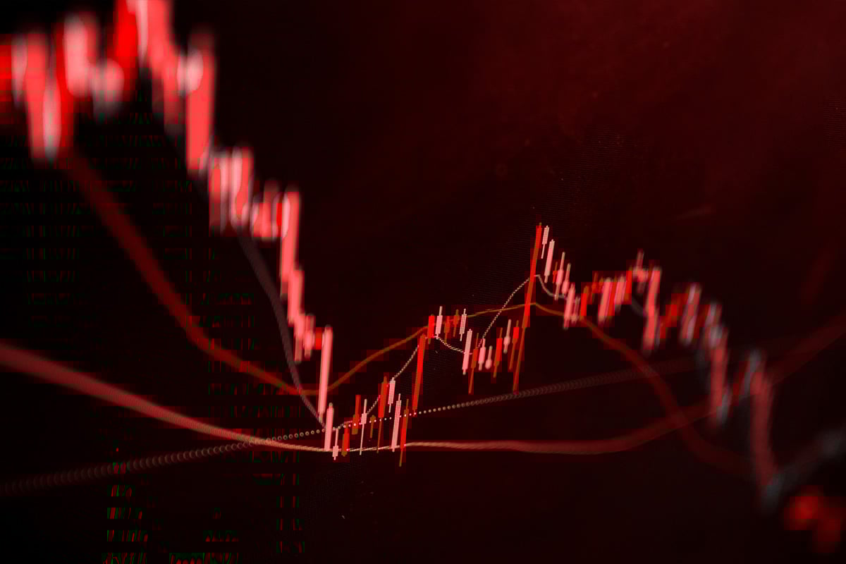Why is Crypto Down Today? Assets Tumble as Global Trade Tensions Spark Market Panic